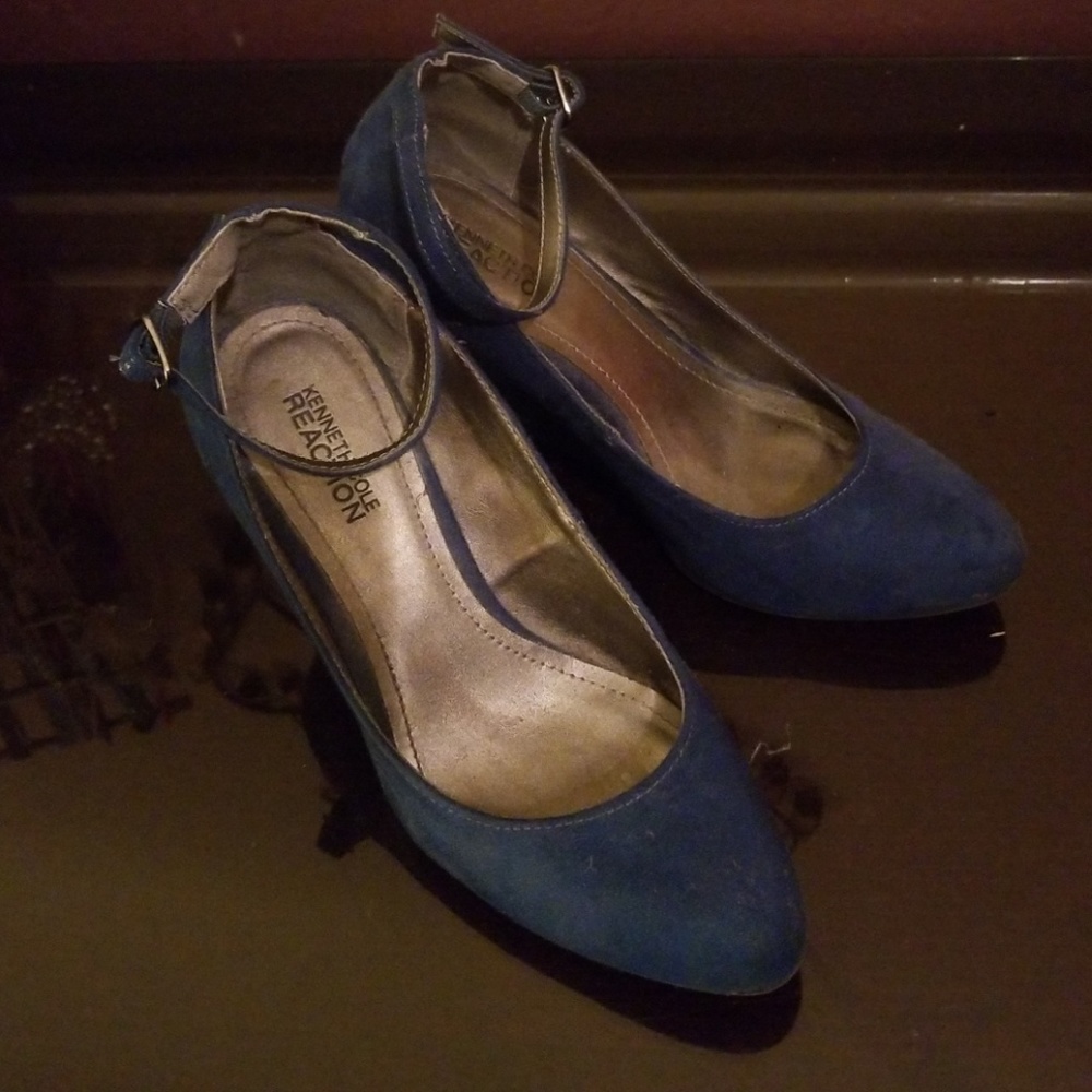 Kenneth Cole shoes